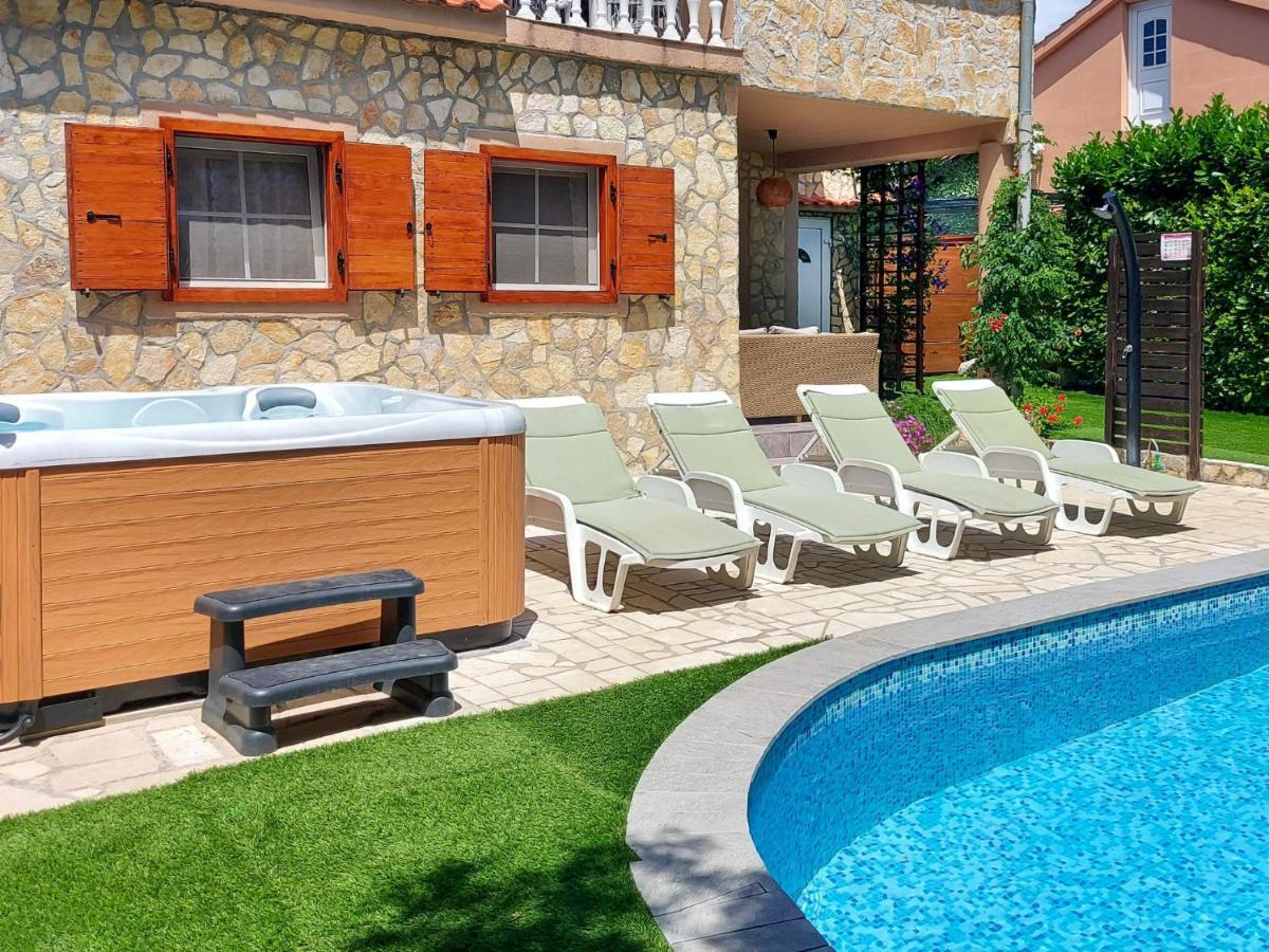Holiday Home Mikac - Mlk136 By Interhome Dobrinj Dış mekan fotoğraf